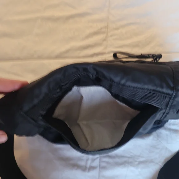 lululemon athletica Black Crossbody Bag - Picture 11 of 16